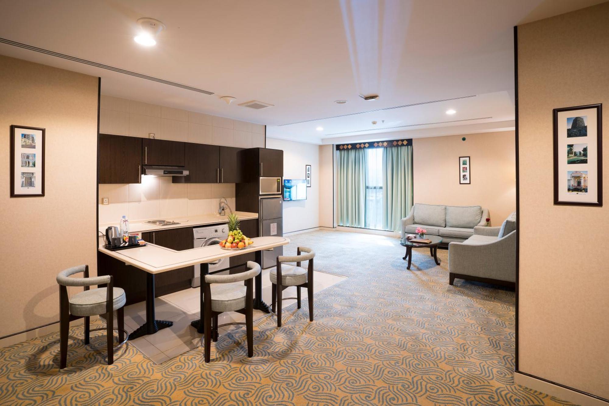 Awaliv International Hotel Ta'if Rum bild A typical apartment at the Park