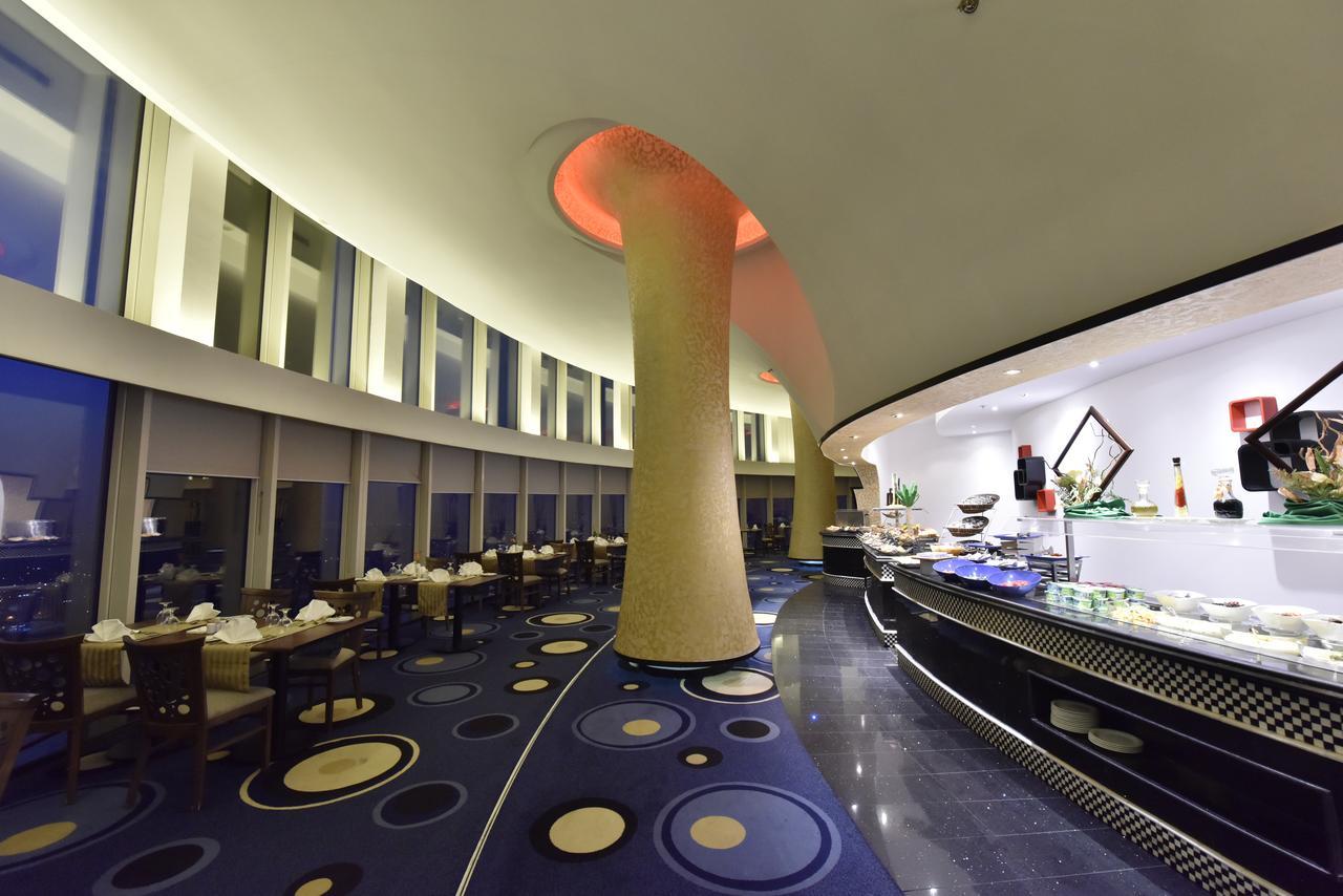 Awaliv International Hotel Ta'if Exteriör bild The restaurant