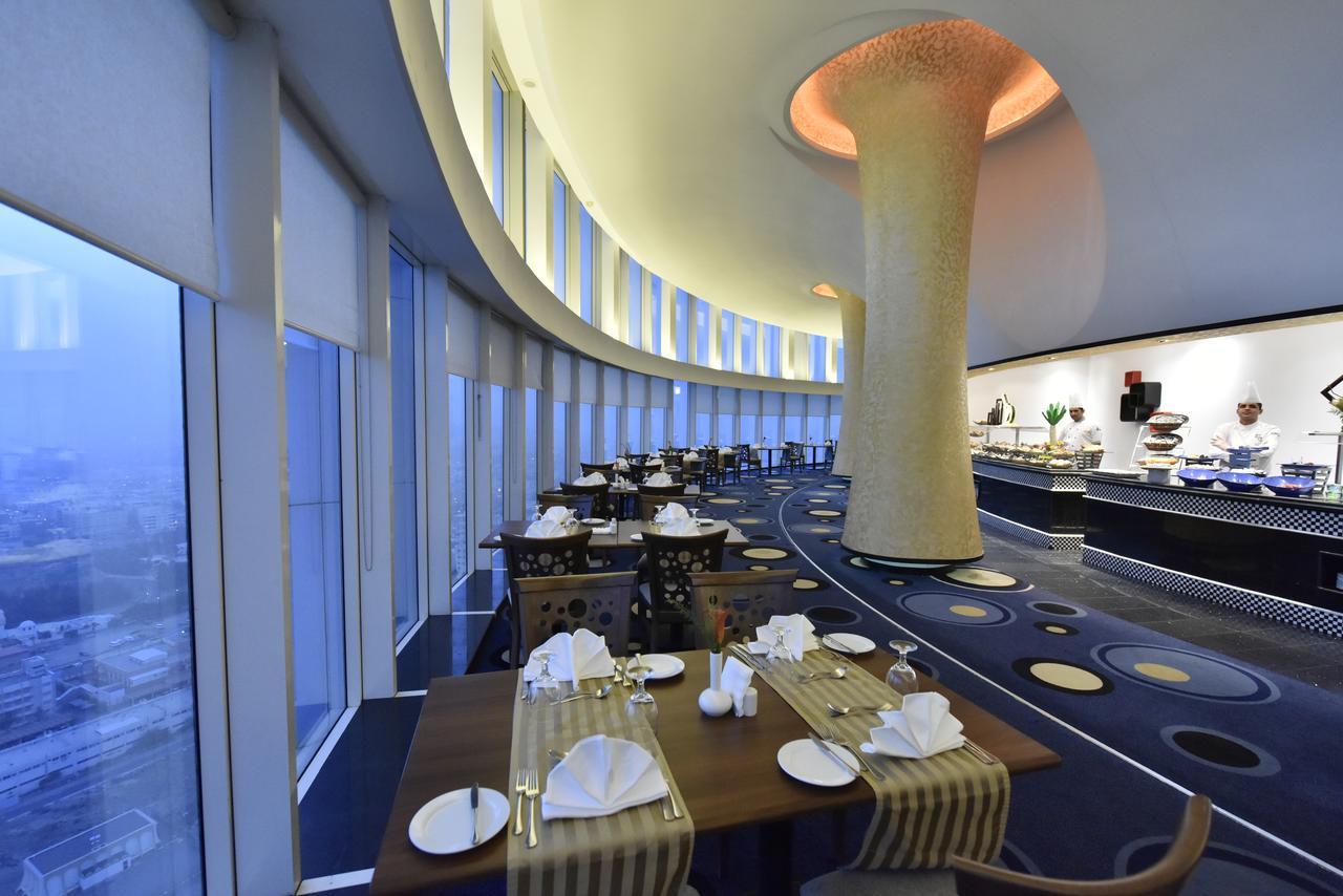 Awaliv International Hotel Ta'if Exteriör bild The restaurant