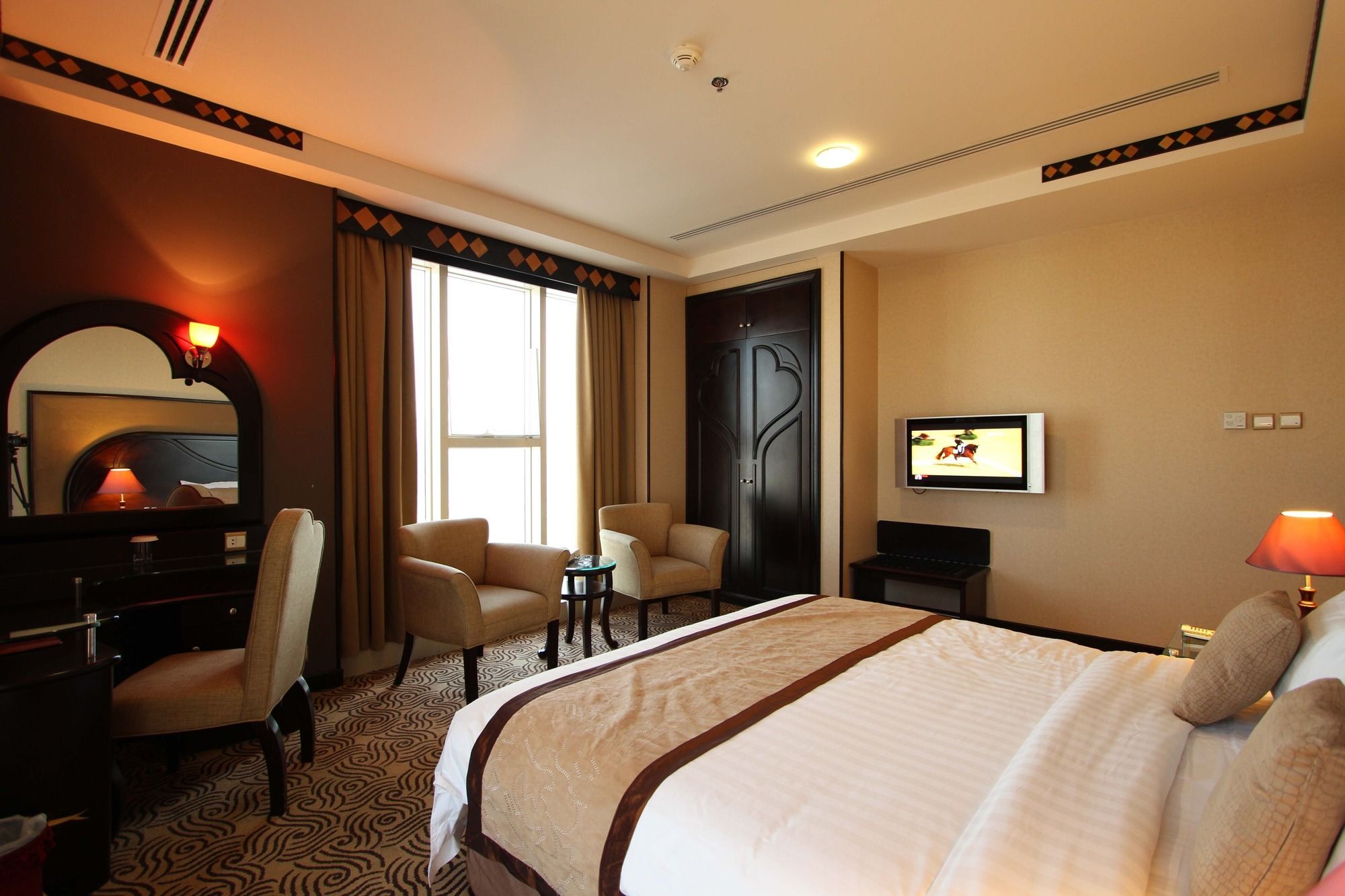 Awaliv International Hotel Ta'if Exteriör bild A room at the hotel
